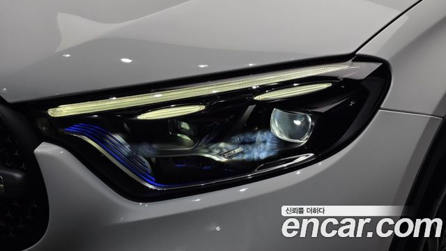 Mercedes-Benz GLC-Class 2023 — photo 8