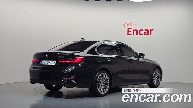 BMW 3-Series 2021 — photo 2