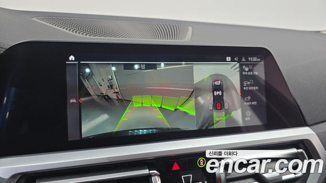 BMW 3-Series 2021 — photo 21