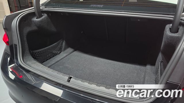 BMW 3-Series 2021 — photo 23