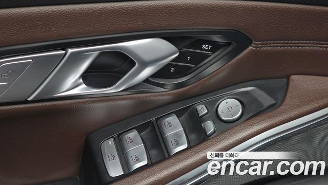 BMW 3-Series 2021 — photo 27