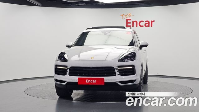 Porsche Cayenne 2020 — photo 3
