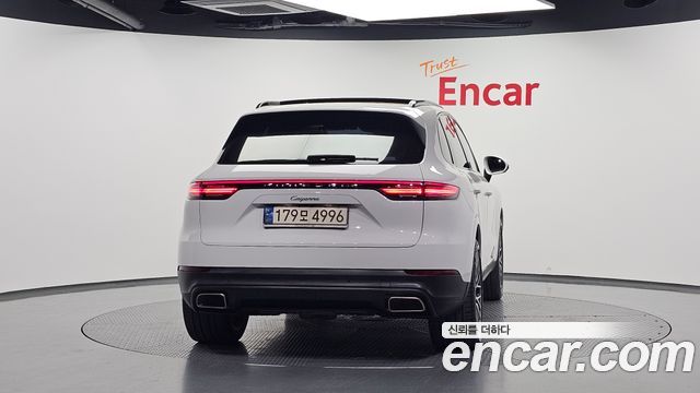 Porsche Cayenne 2020 — photo 4