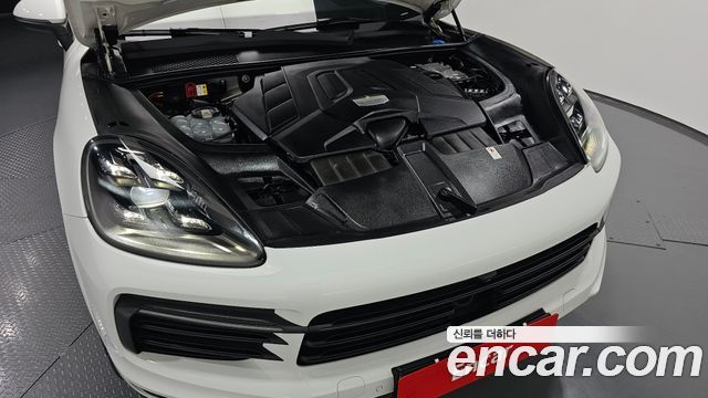Porsche Cayenne 2020 — photo 6