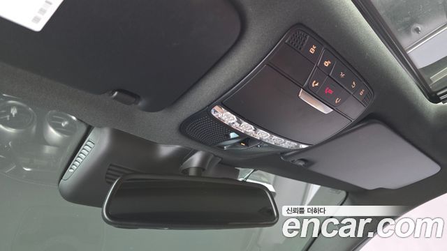 Mercedes-Benz GLC-Class 2018 — photo 26