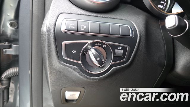 Mercedes-Benz GLC-Class 2018 — photo 27