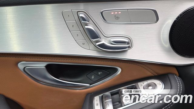 Mercedes-Benz GLC-Class 2018 — photo 29