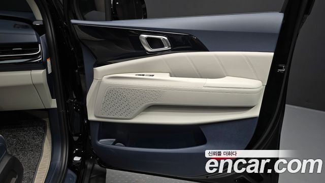 Kia Canival 2025 — photo 15