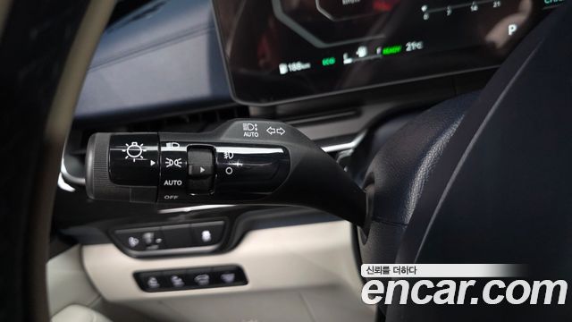 Kia Canival 2025 — photo 28