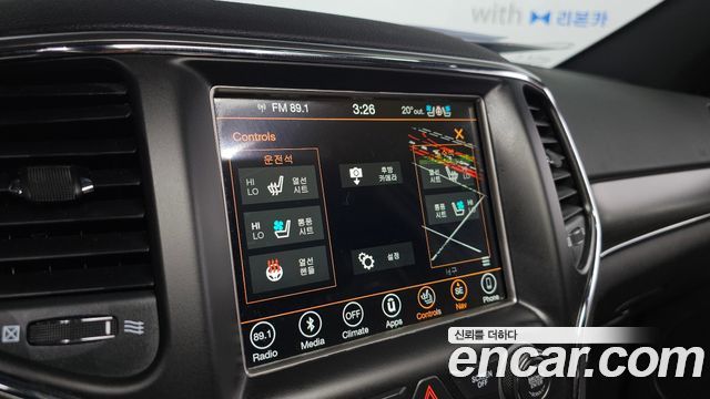 Jeep Cherokee 2018 — photo 22