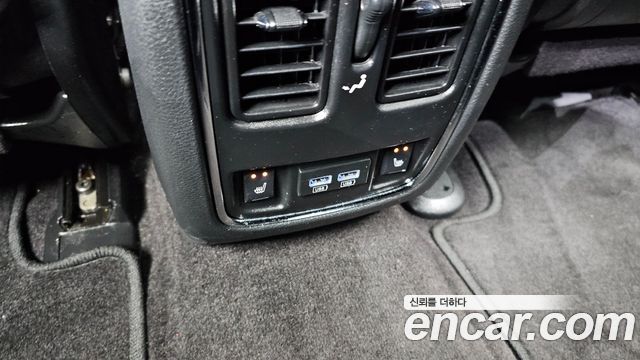 Jeep Cherokee 2018 — photo 29