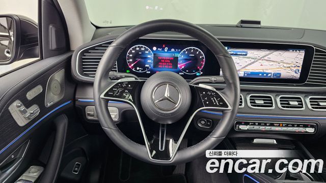 Mercedes-Benz GLE-Class 2026 — photo 19