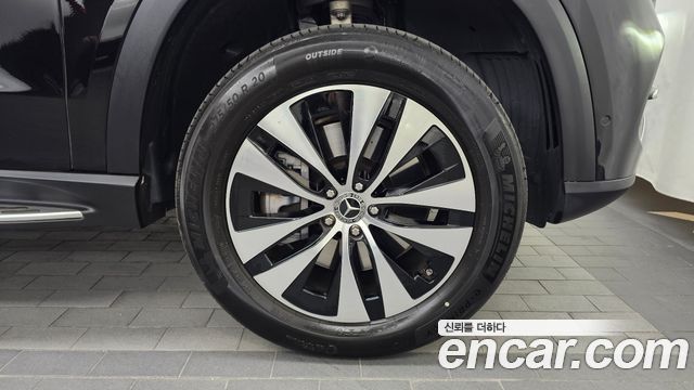 Mercedes-Benz GLE-Class 2026 — photo 7