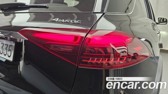 Mercedes-Benz GLE-Class 2026 — photo 9