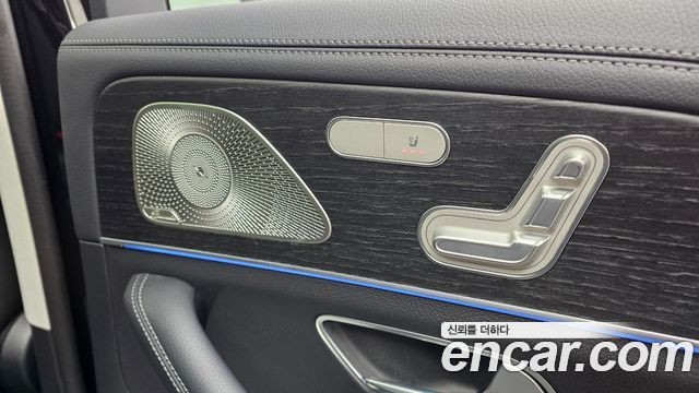 Mercedes-Benz GLE-Class 2026 — photo 30