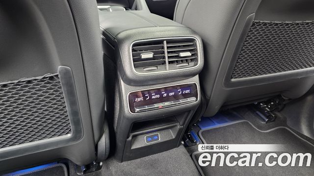 Mercedes-Benz GLE-Class 2026 — photo 31
