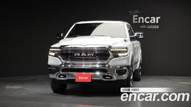 Dodge Ram Pick Up 2020 — photo 3