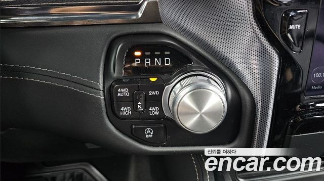 Dodge Ram Pick Up 2020 — photo 12
