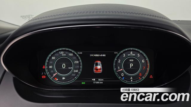 Jaguar E-PACE 2018 — photo 8