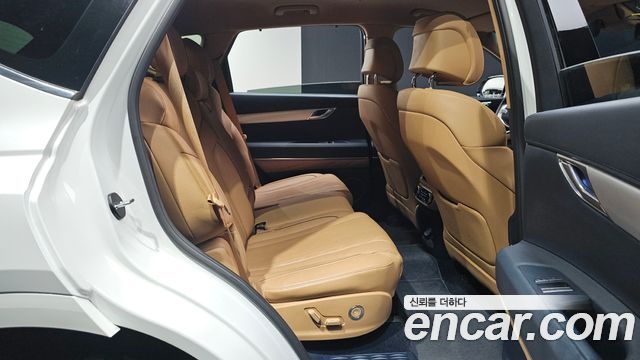 Genesis GV80 2023 — photo 17