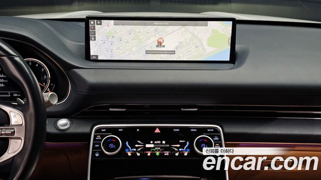Genesis GV80 2023 — photo 24