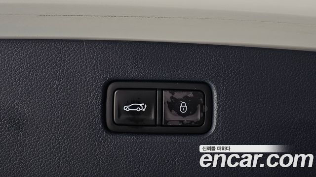 Genesis GV80 2023 — photo 33
