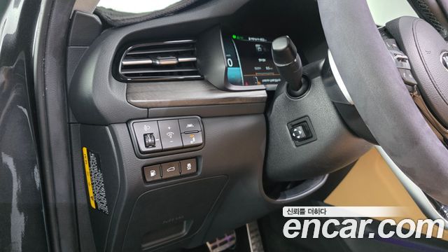 Kia K7 2020 — photo 31