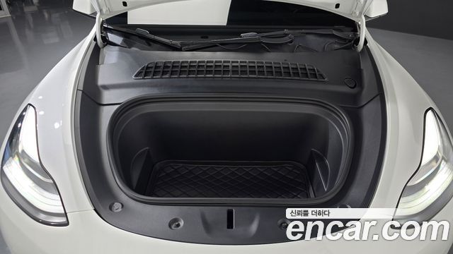 Tesla Model Y 2022 — photo 6