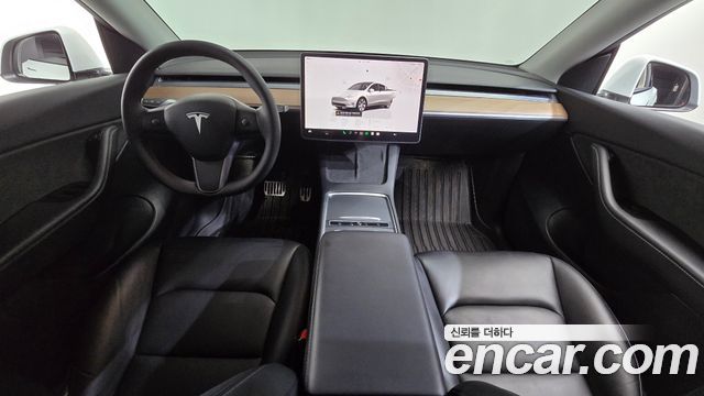 Tesla Model Y 2022 — photo 10