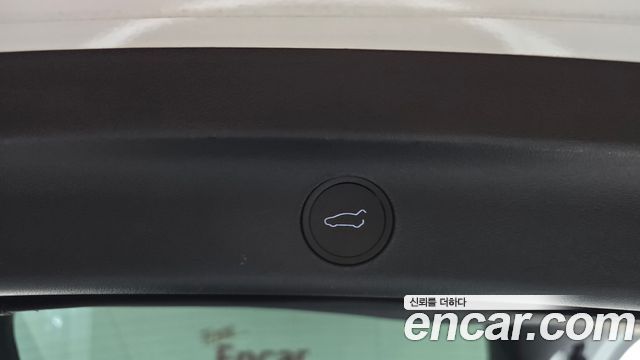 Tesla Model Y 2022 — photo 24