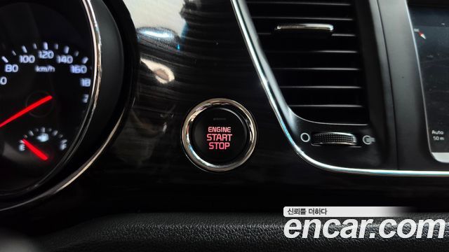 Kia Canival 2020 — photo 26