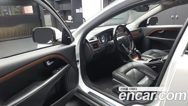 Volvo XC70 2015 — photo 10
