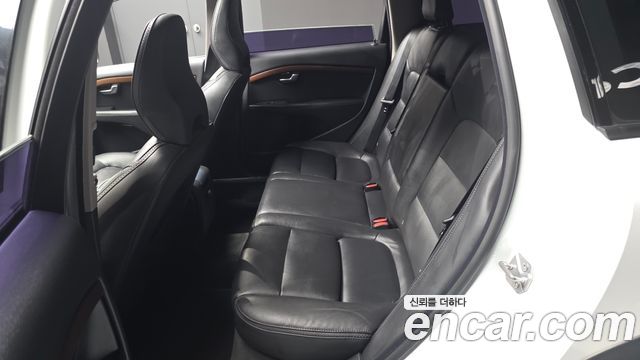 Volvo XC70 2015 — photo 12