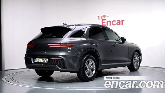 Genesis GV70 2022 — photo 2