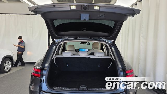 Genesis GV70 2022 — photo 26