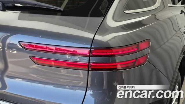 Genesis GV70 2022 — photo 9