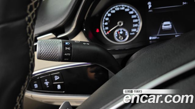 Genesis GV70 2022 — photo 29