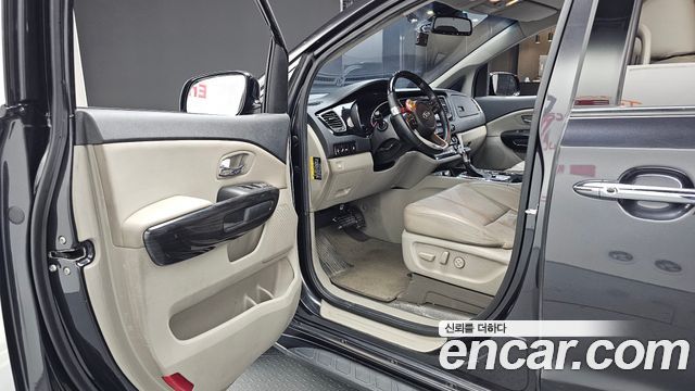 Kia Canival 2019 — photo 13
