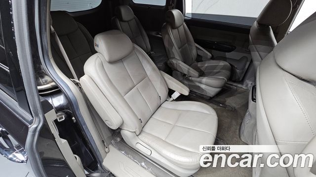 Kia Canival 2019 — photo 17