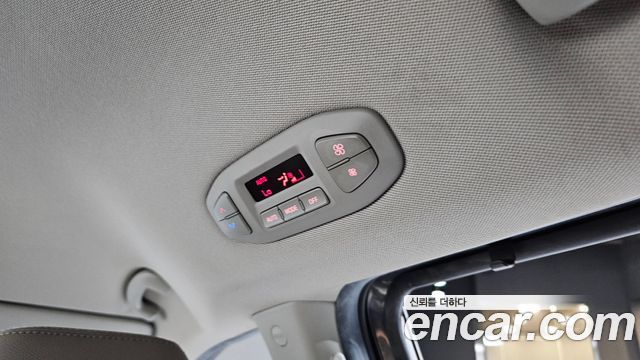 Kia Canival 2019 — photo 28