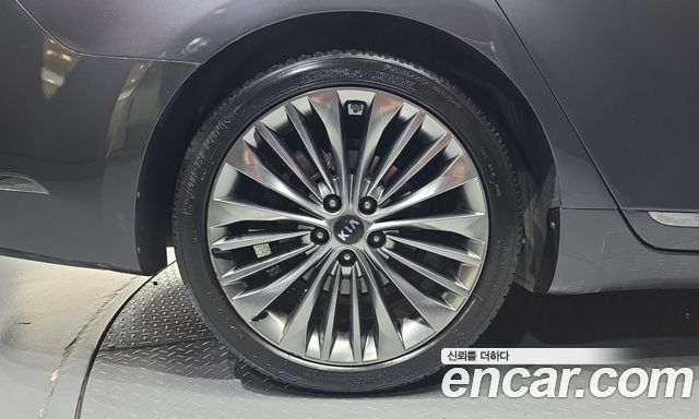 Kia K7 2017 — photo 5
