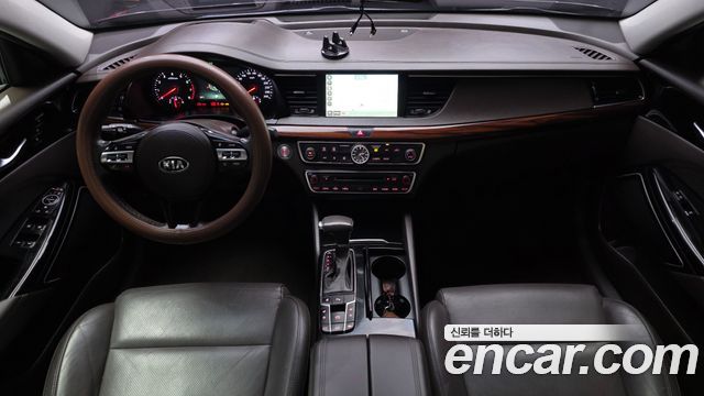 Kia K7 2017 — photo 10
