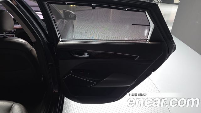 Kia K7 2017 — photo 15