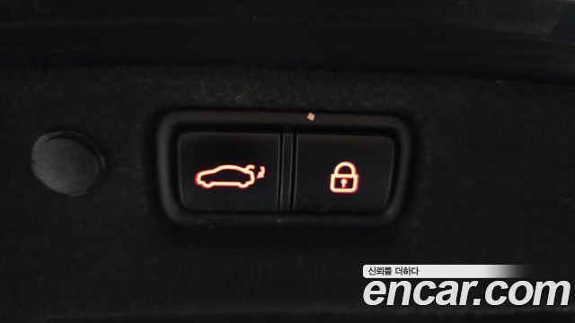 Kia K7 2017 — photo 31