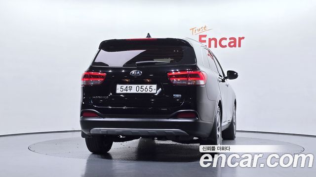 Kia Sorento 2016 — photo 4