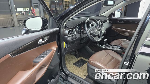 Kia Sorento 2016 — photo 13