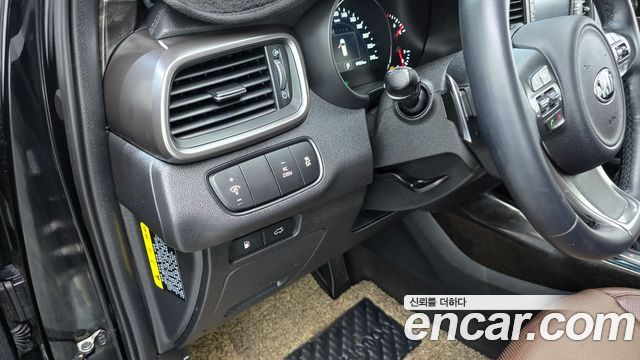 Kia Sorento 2016 — photo 24