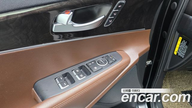 Kia Sorento 2016 — photo 28