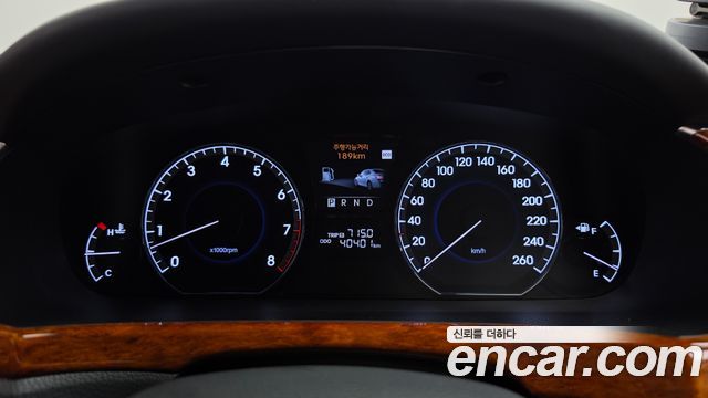 Hyundai Equus 2012 — photo 8