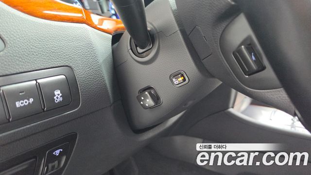 Hyundai Equus 2012 — photo 17